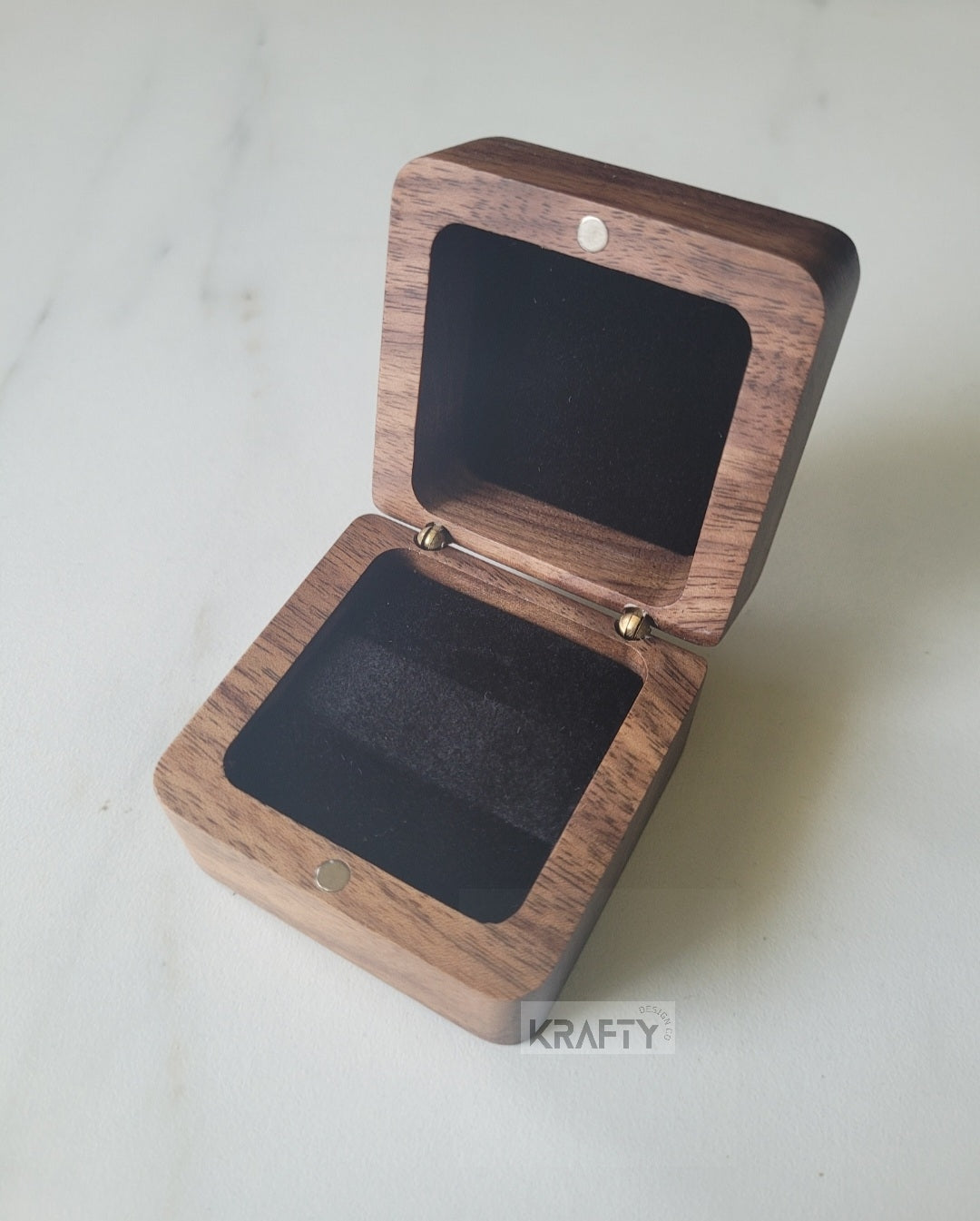 Custom ring boxes