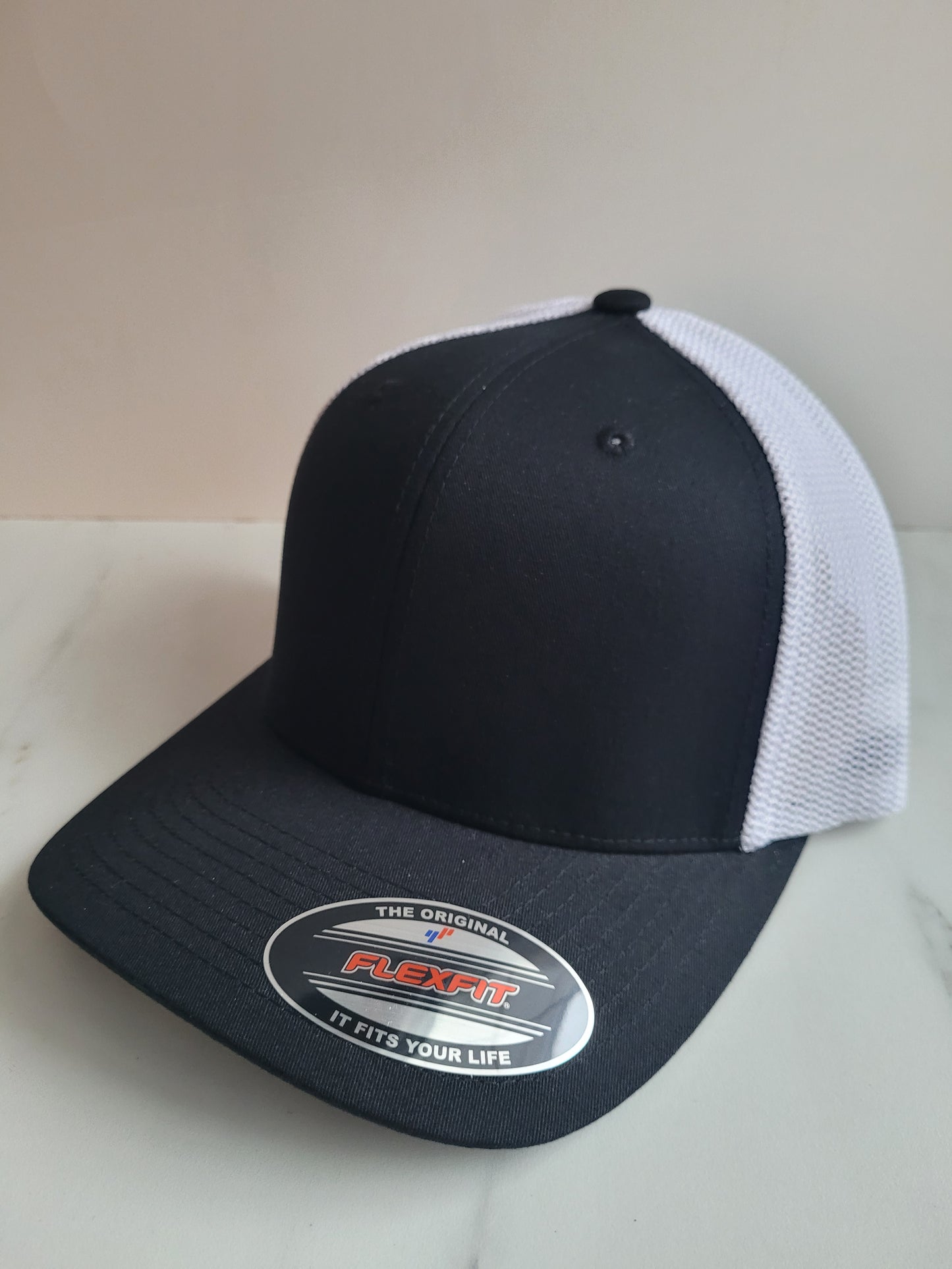 Custom black/white flexfit hat